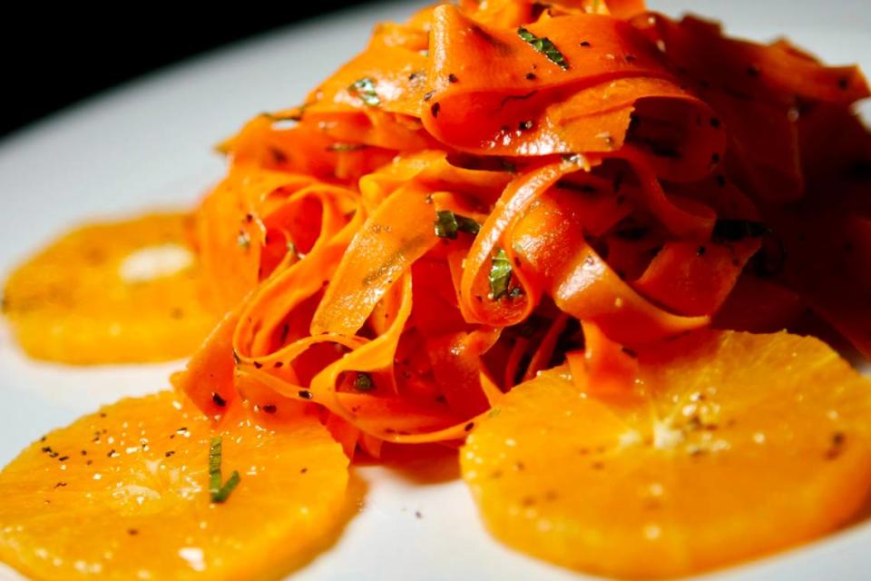 Orange salad with wild carrots and fresh mint at Si Tapas.