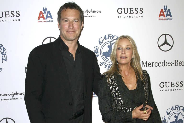 Bo Derek y su pareja, John Corbett