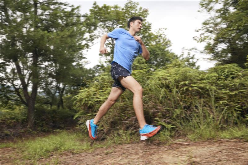 MERRELL攜手品牌大使鳳小岳首次挑戰越野跑。（圖／品牌提供）