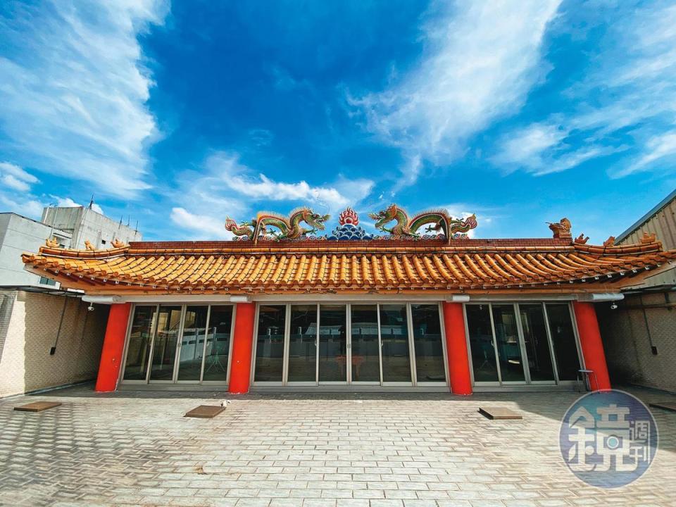 台北市龍江路的九龍宮（圖）屋頂仿松山奉天宮外觀興建，完工近40年。