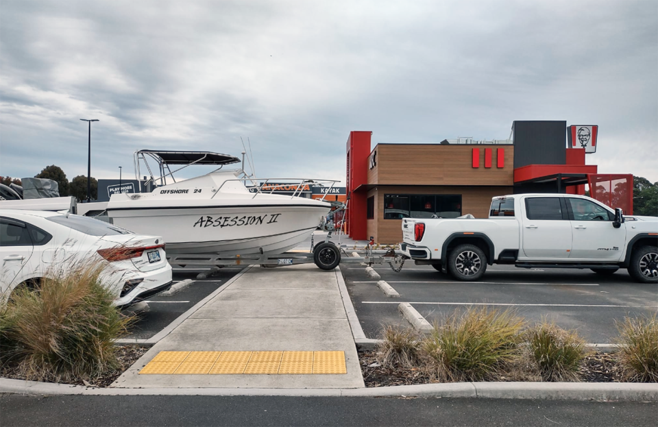 The GMC driver blocked the footpath, but many believed that was the best option. Source: Facebook/ Ute Lang