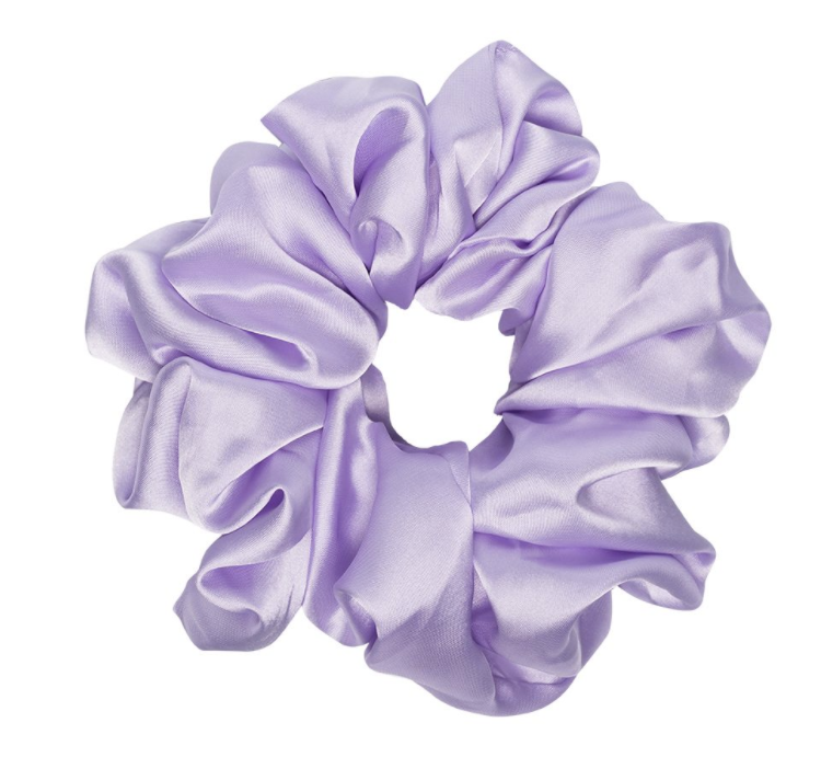 Valet Studio Cyndi scrunchie. (PHOTO: Farfetch)