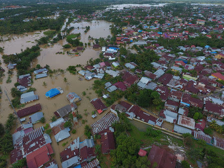 An aerial view shows a flooded area in Bengkulu, Indonesia, April 27, 2019. Picture taken April 27, 2019. Antara Foto/David Muharmansyah/ via REUTERS