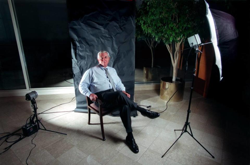 Ed Crutchfield, CEO of First Union, photographed at One First Union in Charlotte Feb. 9, 1999. The longtime bank executive took charge of Charlotte-based First Union and forged a national banking powerhouse while championing the city’s growth.