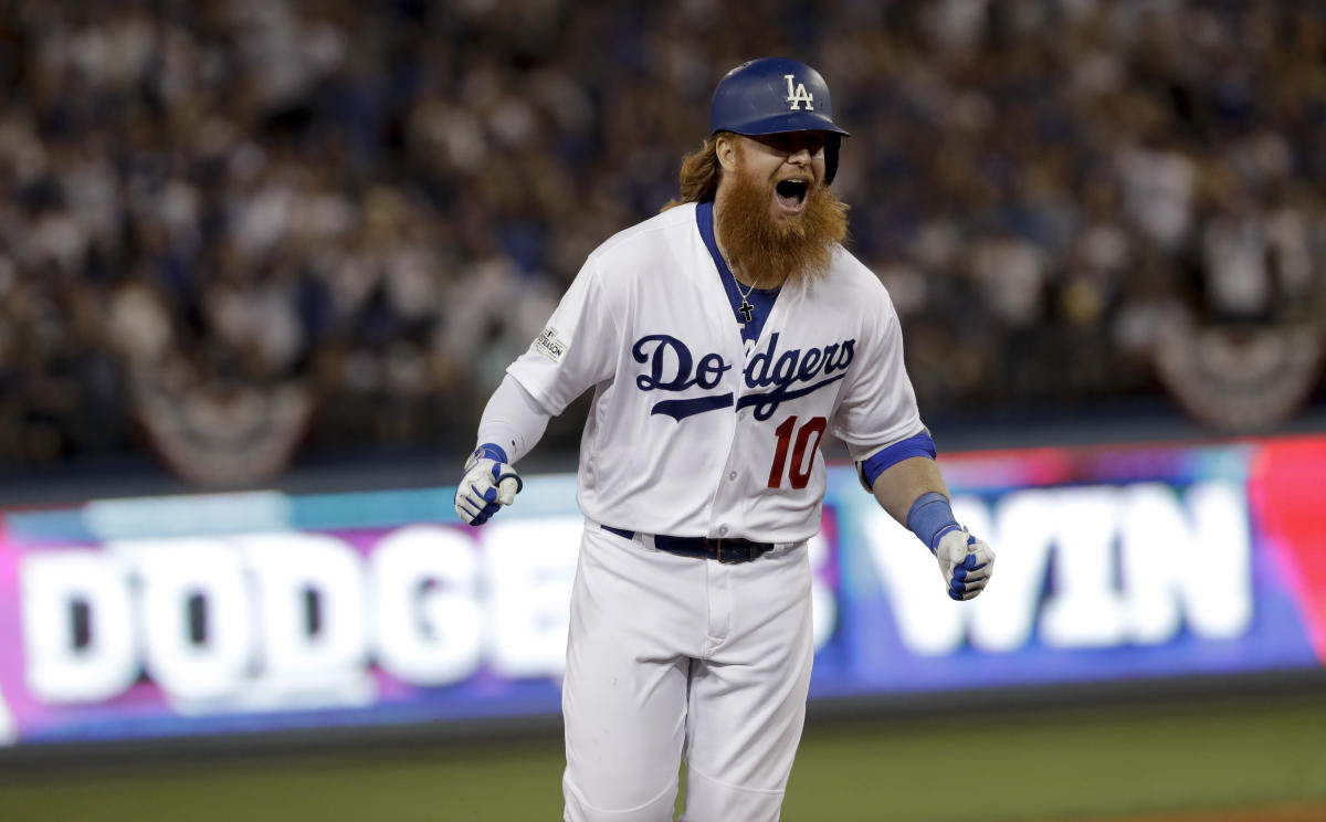 Justin Turner hits ANOTHER October homer to give the Dodgers their first  run! 