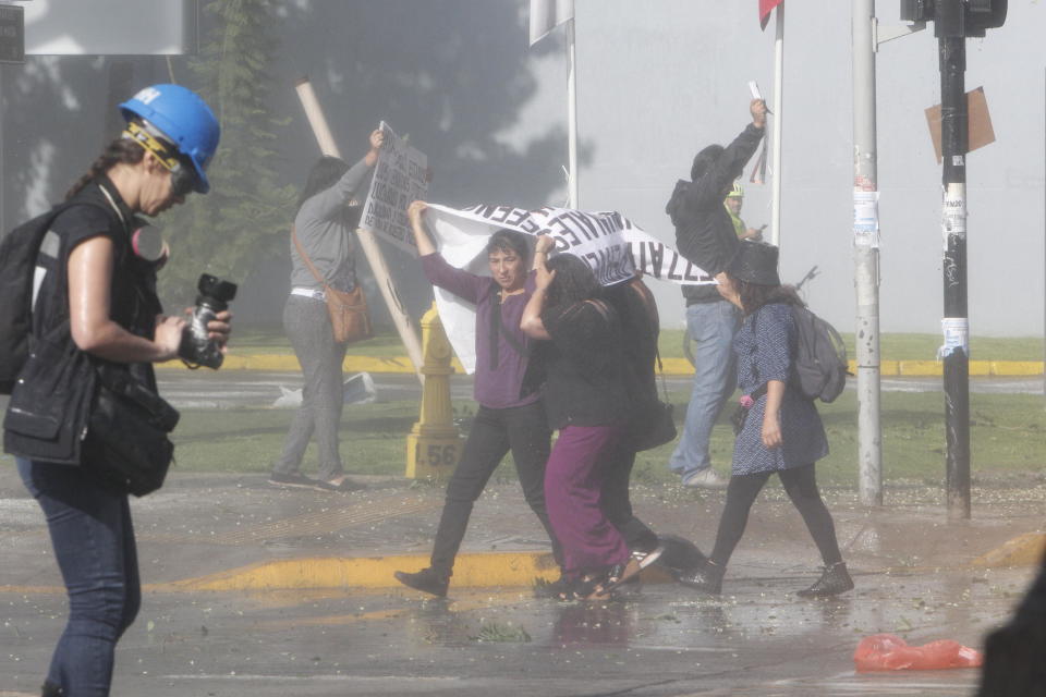 (FOTOS) El recibimiento que le han dado al Papa en Chile