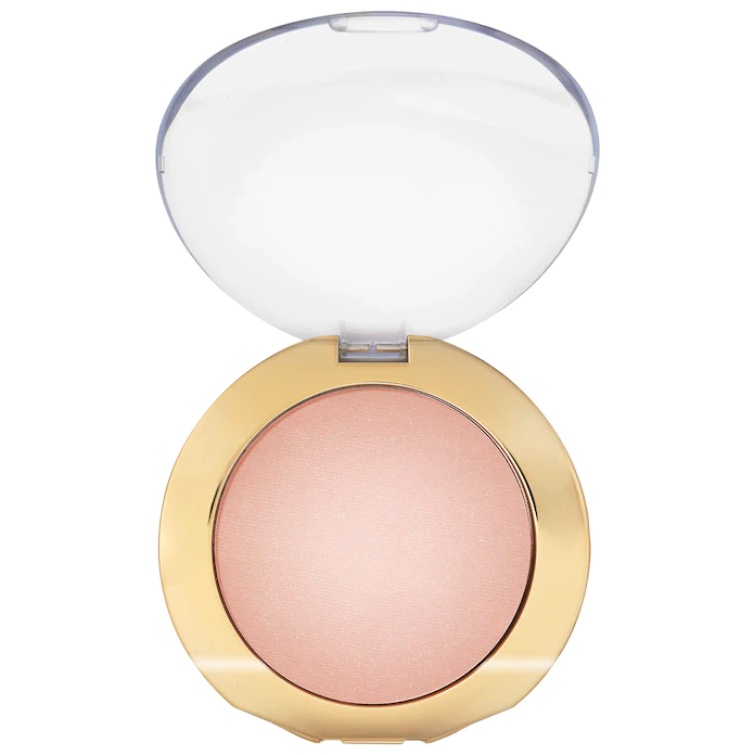 Shape Tape Glow Powder. Image via Sephora.