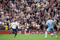 Premier League - Tottenham Hotspur v Manchester City