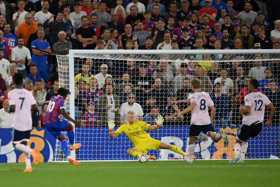 Ramsdale saves from Eze (Getty Images)