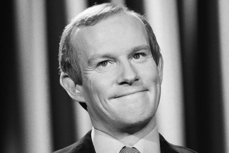 <p>Frank Sabine/NBCU Photo Bank/NBCUniversal via Getty</p> Tom Smothers