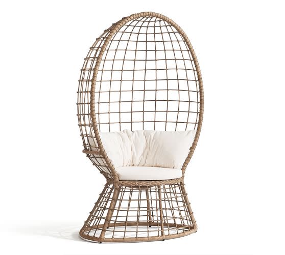 Peacock All-Weather Wicker Chair