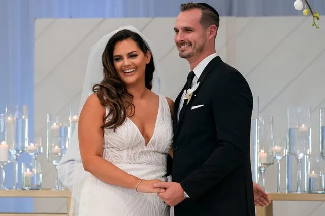 Mitchell Haaseth/Netflix Alexa and Brennon Lemieux on their wedding day