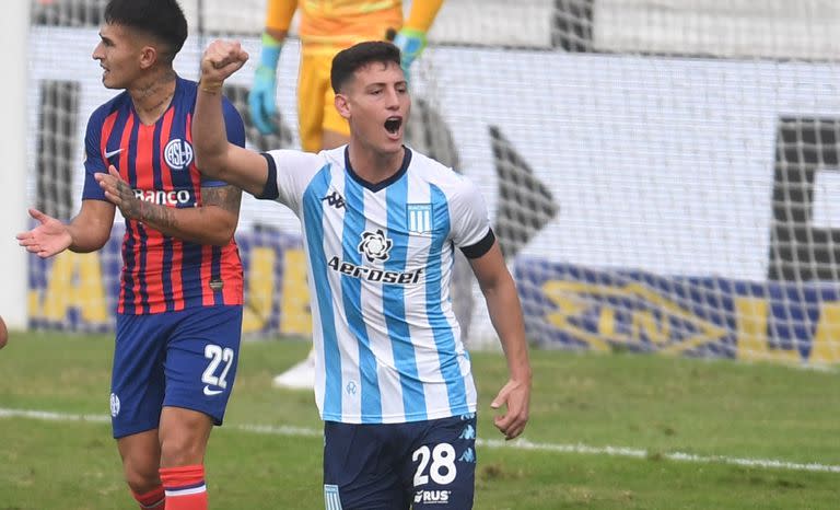 Tomás Chancalay hizo dos goles para Racing en el clásico ante San Lorenzo, por la Copa de la Liga Profesional