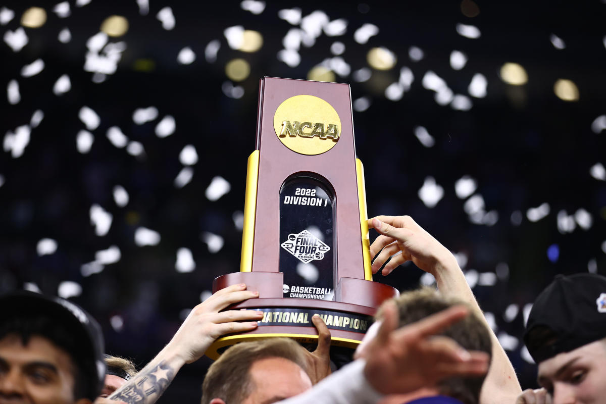 national championship basketball streaming