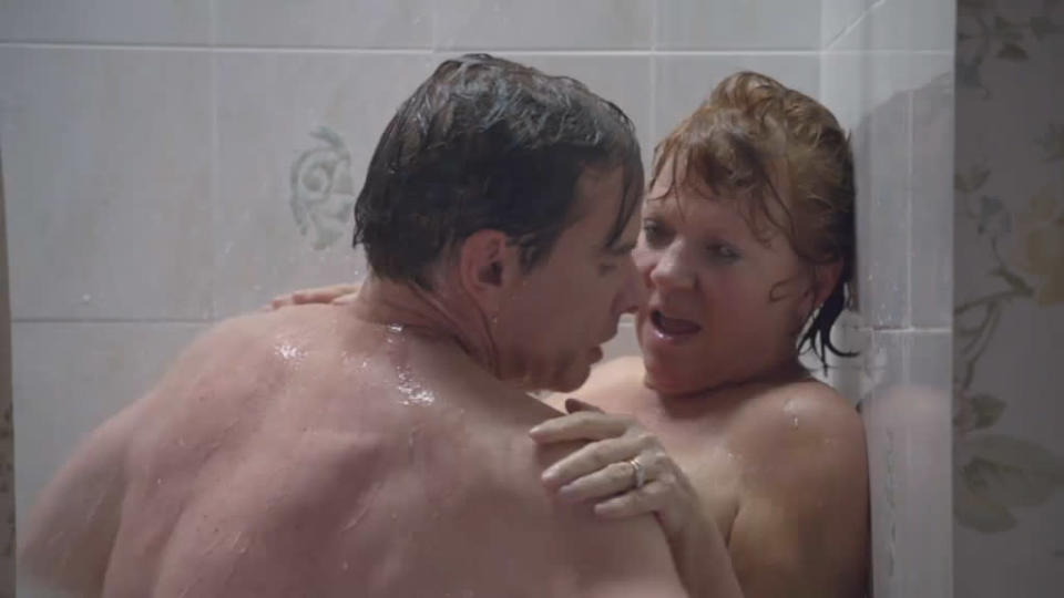 Hannah’s parents in the shower, Episode 6