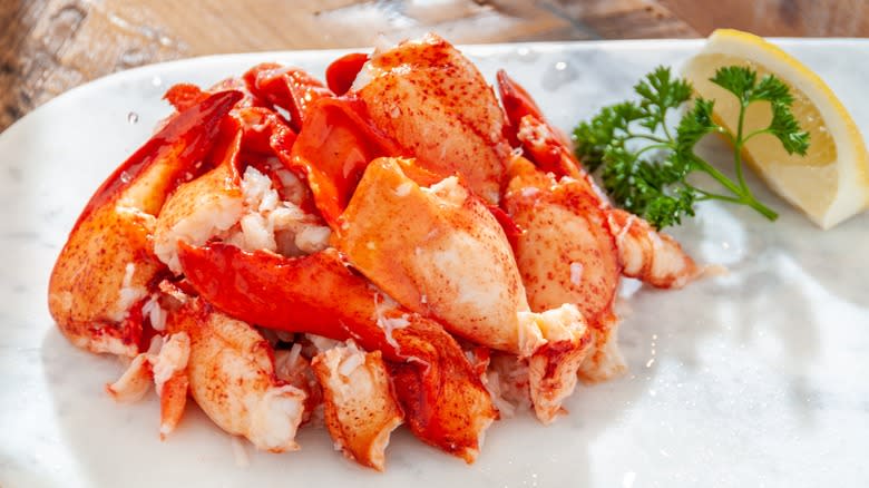 de-shelled lobster meat