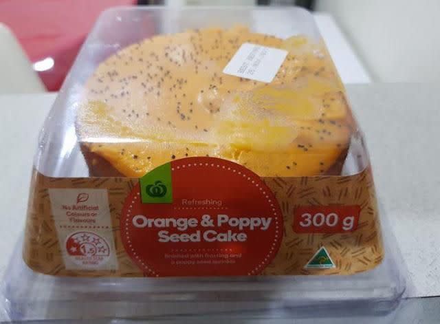 A mum made a shocking discovery about her Woolworths cake. Photo: Facebook