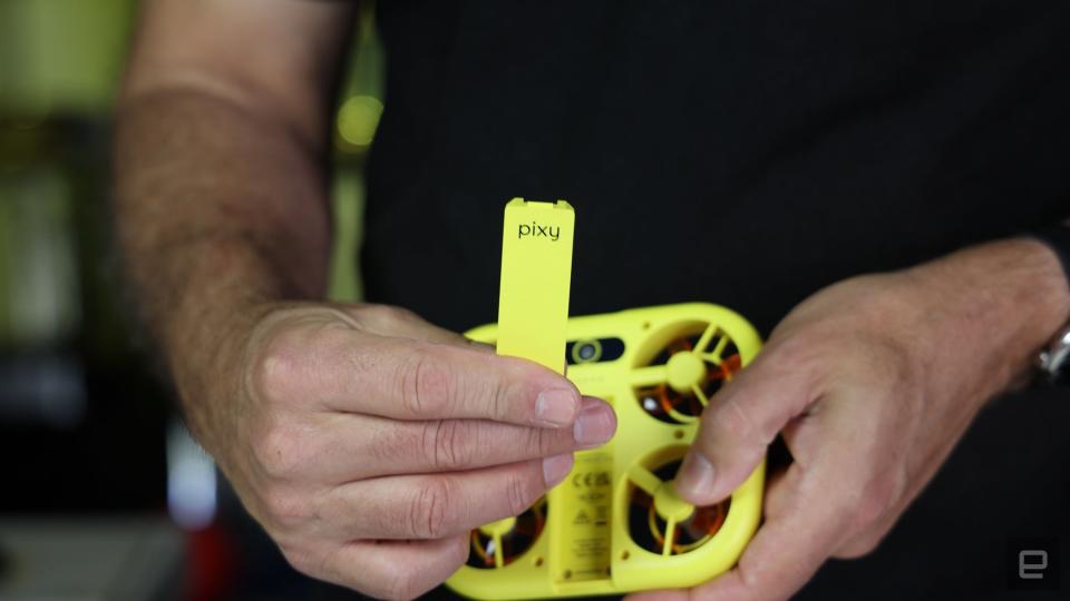 Pixy drone hands-on: A flying robot photographer for Snapchat users