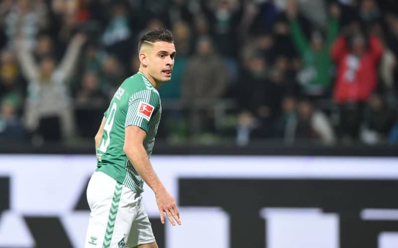 Werder's Rafael Borre reacts after scoring a goal during the German Bundesliga soccer match between Werder Bremen and Eintracht Frankfurt. Eintracht Frankfurt forward Borre, currently on loan at Werder Bremen, will move to Brazilian top flight team International, the Bundesliga club said on 17 January. --/dpa