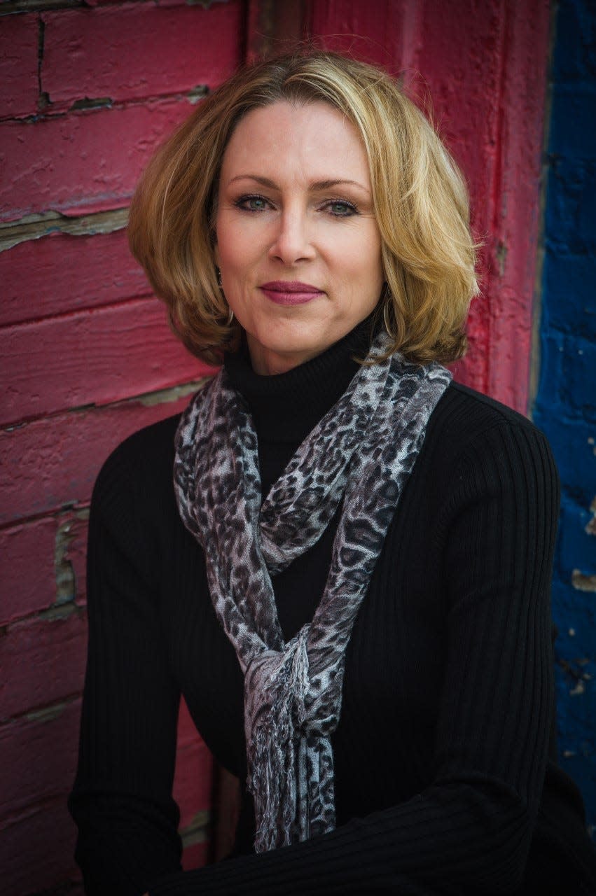 Author Linda Castillo will speak July 9 at Stories on the Steps at the Reeves Museum in Dover. Castillo writes the bestselling Kate Burkholder series of crime thrillers set in Amish country.