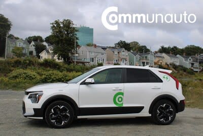 New electric Communauto in Halifax (CNW Group/Communauto Inc.)