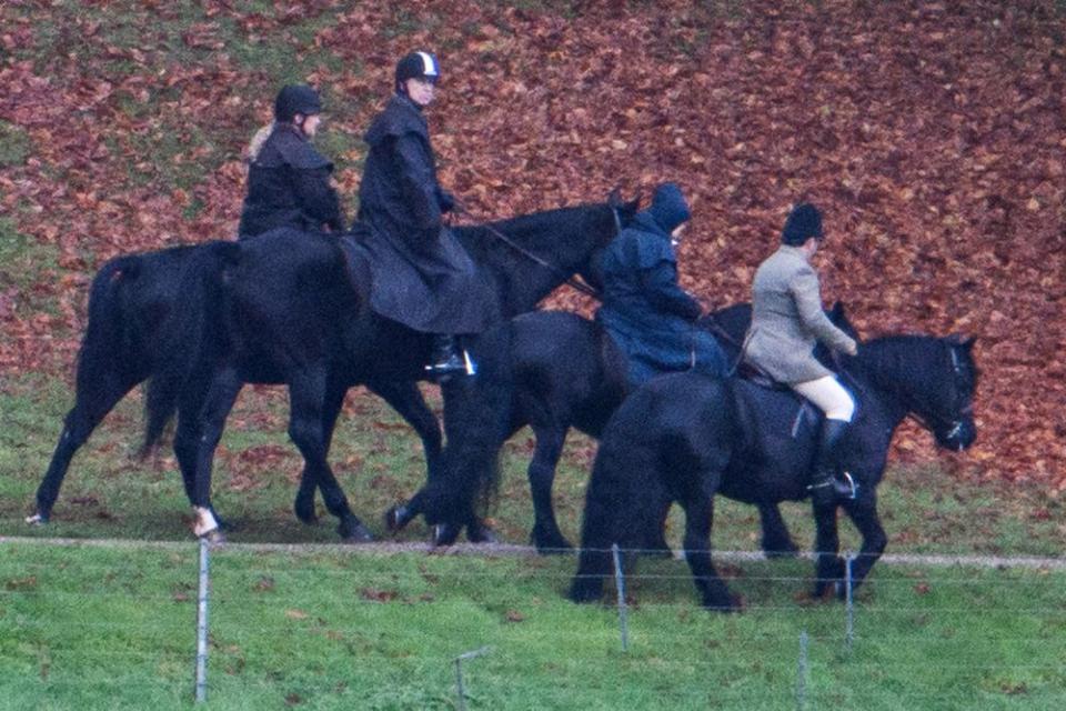 Prince Andrew and Queen Elizabeth | Ben Cawthra/Sipa