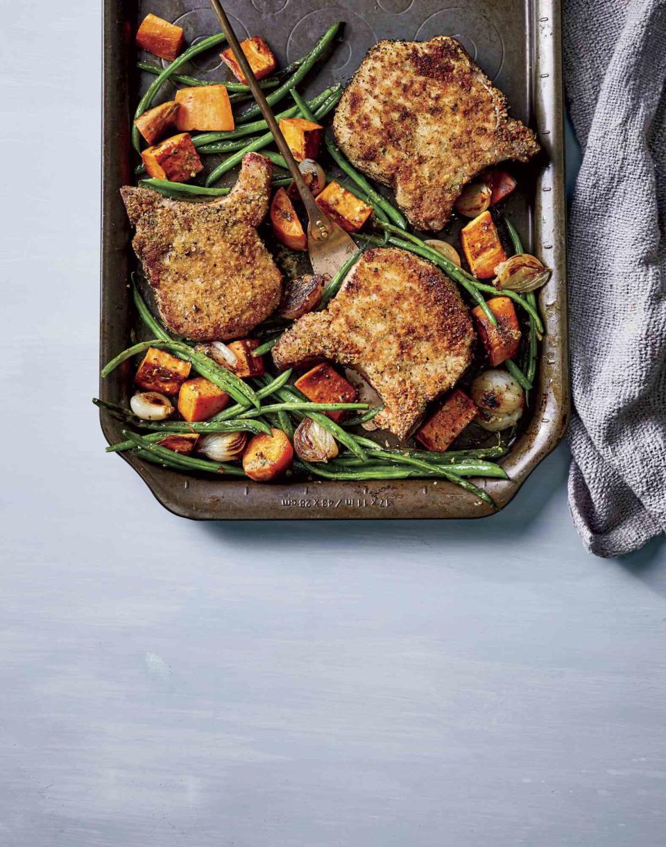 Oven-Fried Pork Chops with Sweet Potatoes and Green Beans