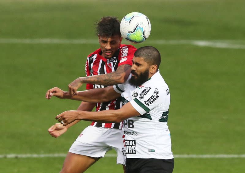 Brasileiro Championship - Coritiba v Sao Paulo