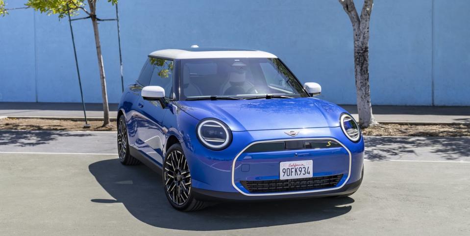 2025 mini cooper hatchback