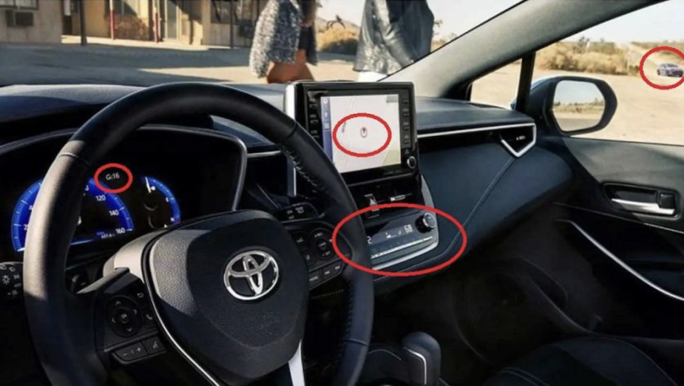 儀錶、多媒體螢幕、窗外測試車身影，均留下 GR Corolla 彩蛋足跡。
