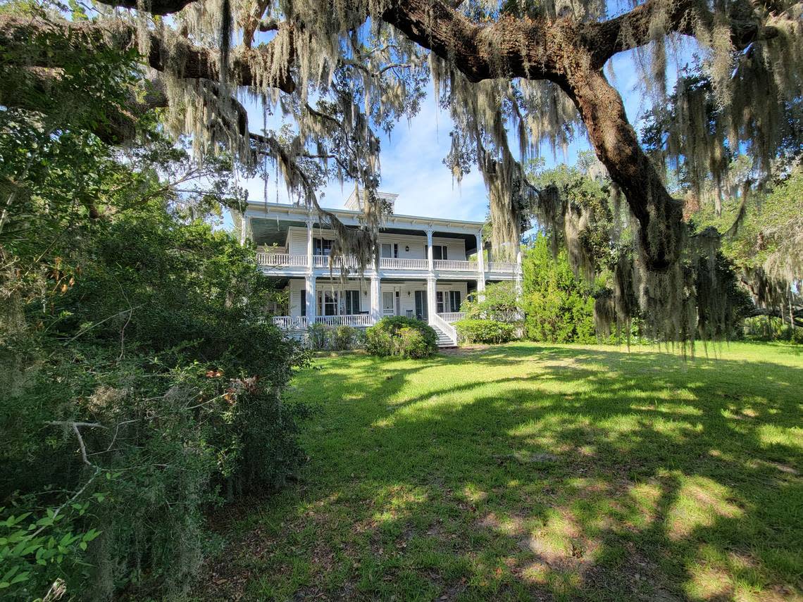 One of the featured homes in the Fall Festival of Houses and Gardens in Beaufort is the Paul Hamilton House, also known as The Oaks. Col. Paul Hamilton and his wife built the &#x00201c;Beaufort Style&#x00201d; house with Italianate influences in 1856.