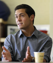 Sean Eldridge, de 28 años, candidato demócrata a la Cámara Baja en Nueva York. (AP)