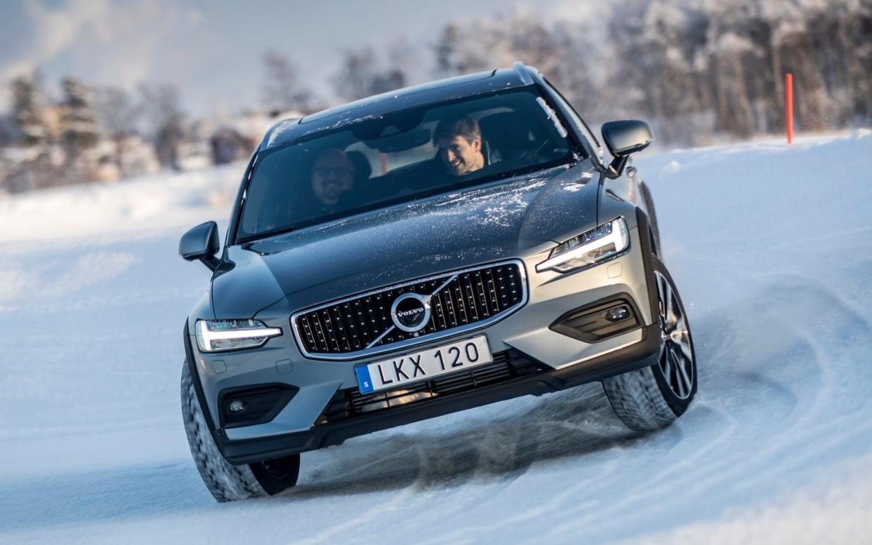 The Volvo V60 Cross Country is proof that you don't need an SUV. But will British buyers ever learn? - Stuart G W Price www.S-P.tv