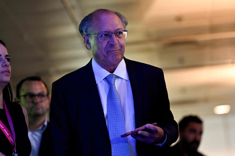 Geraldo Alckmin, vice de Lula y líder de la transición