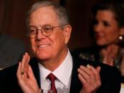 <p>7. David Koch – David H. Koch è co-proprietario (insieme al fratello maggiore Charles) e vice presidente esecutivo del conglomerato Koch Industries, eredi di Fred C. Koch. Vale 47,9 miliardi di dollari. </p>