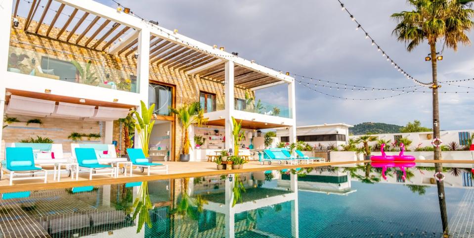 inside the love island australia villa