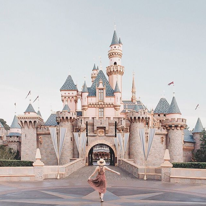 Can you spot what's wrong with this Disneyland photo? Photo: Instagram/theslowtraveler