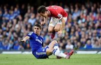 Football - Chelsea v Manchester United - Barclays Premier League - Stamford Bridge - 18/4/15 Chelsea's Oscar in action with Manchester United's Ander Herrera Reuters / Toby Melville Livepic