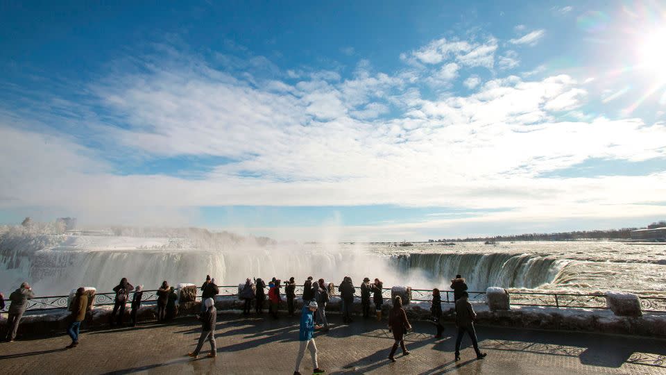 Parks near Niagara Falls in Ontario will host public viewing events. - Geoff Robins/AFP/Getty Images