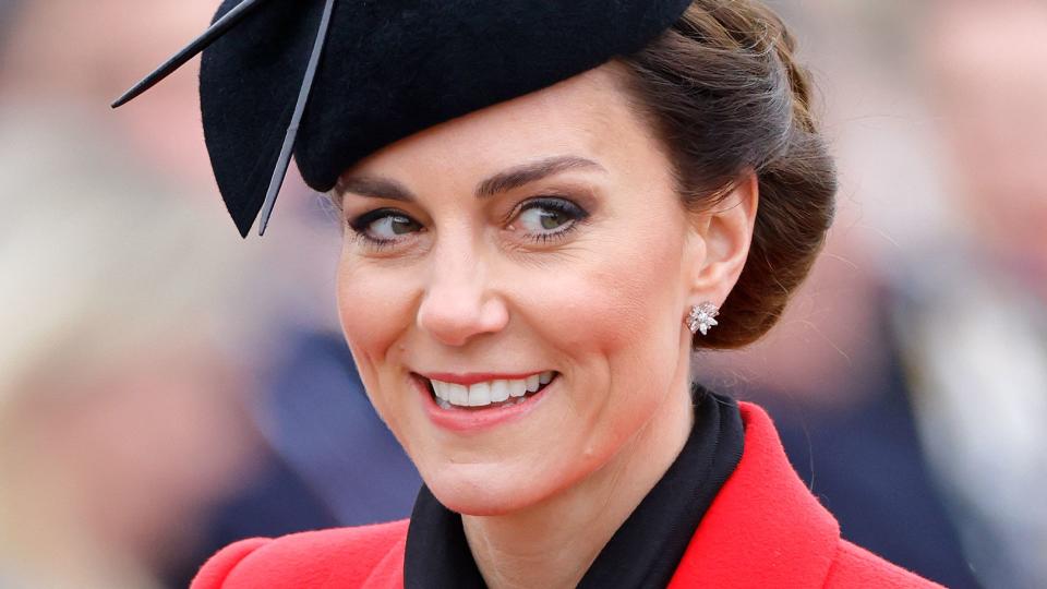 princess kate wearing asprey floral earrings in wales