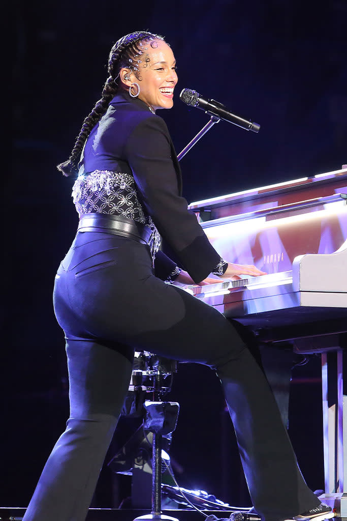 Alicia Keys performing at Assago-Mi Forum wearing a black and silver ensemble on Jun 28, 2022. - Credit: Claudio Veneroni