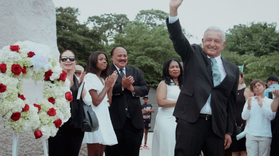 Martin Luther King III y Andrés Manuel López Obrador / Cortesía