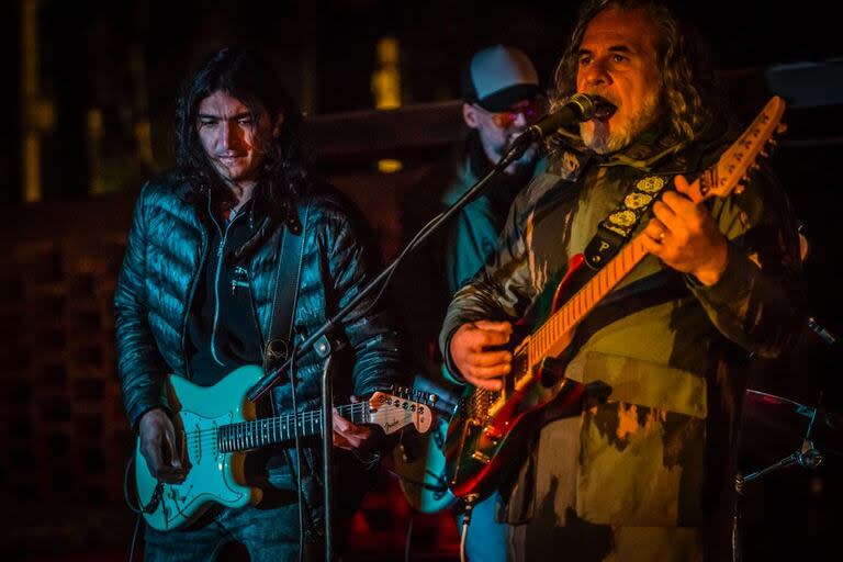 Marcelo Pelleriti y su banda, en uno de sus shows