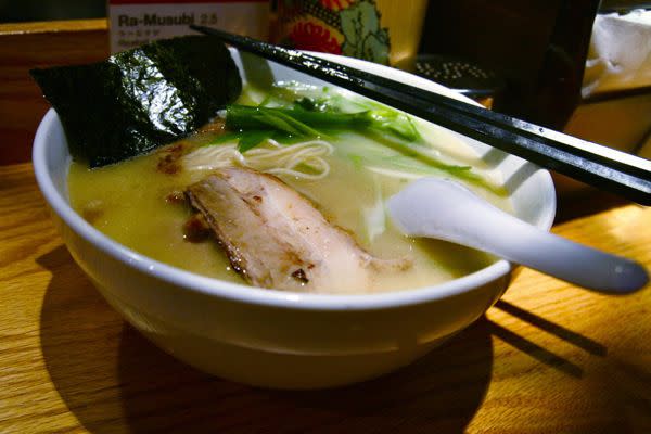 <p>Serious Eats / J. Kenji López-Alt</p> A kotteri chicken broth