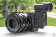 <p>Sigma fp L full-frame mirrorless camera hands-on</p> 