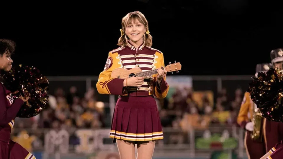 Grace VanderWaal in 'Stargirl' (Disney+)