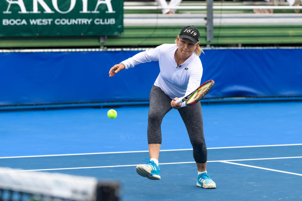 Martina Navratilova durante un torneo benéfico el pasado mes de noviembre. (Foto: Jason Koerner / Getty Images).