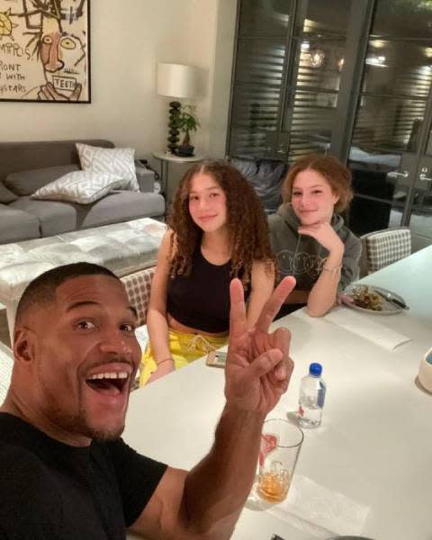 gma-michael-strahan-tribute-children-twins