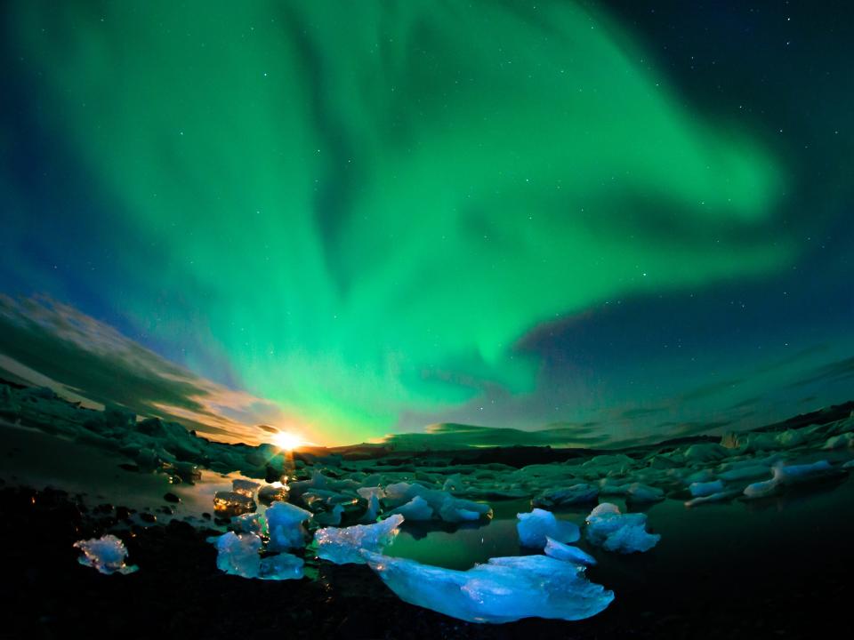 iceland northern lights glacier