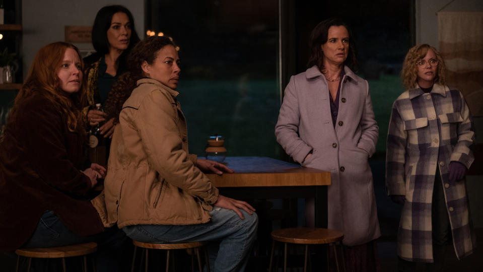 (L-R): Lauren Ambrose as Van, Simone Kessell as Lottie, Tawny Cypress as Taissa, Juliette Lewis as Natalie and Christina Ricci as Misty in YELLOWJACKETS, "It Chooses". Photo Credit: Kailey Schwerman/SHOWTIME